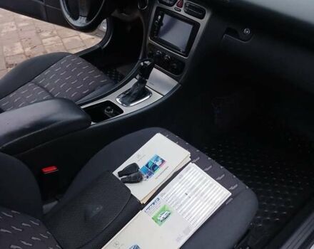 Серый Мерседес Ц-Класс, объемом двигателя 2 л и пробегом 209 тыс. км за 3999 $, фото 19 на Automoto.ua