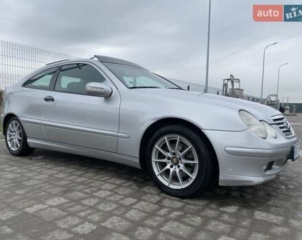 Сірий Мерседес Ц-Клас, об'ємом двигуна 2.2 л та пробігом 340 тис. км за 5300 $, фото 10 на Automoto.ua
