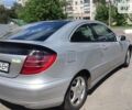 Сірий Мерседес Ц-Клас, об'ємом двигуна 2 л та пробігом 225 тис. км за 3400 $, фото 2 на Automoto.ua