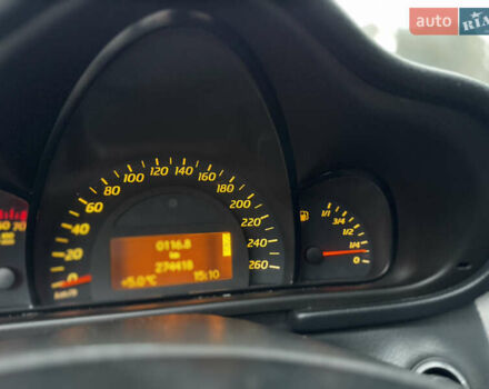 Сірий Мерседес Ц-Клас, об'ємом двигуна 2 л та пробігом 270 тис. км за 2950 $, фото 15 на Automoto.ua