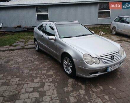 Серый Мерседес Ц-Класс, объемом двигателя 2 л и пробегом 209 тыс. км за 3999 $, фото 2 на Automoto.ua
