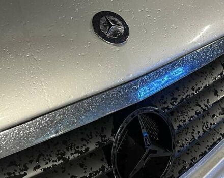 Серый Мерседес Ц-Класс, объемом двигателя 2.3 л и пробегом 334 тыс. км за 5000 $, фото 4 на Automoto.ua