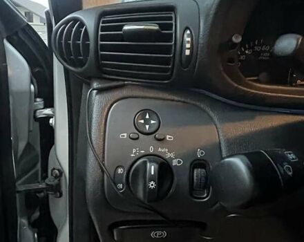 Серый Мерседес Ц-Класс, объемом двигателя 2.3 л и пробегом 334 тыс. км за 5000 $, фото 14 на Automoto.ua