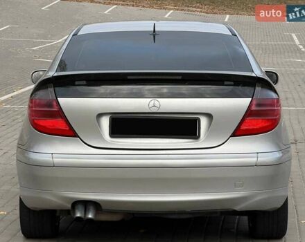 Сірий Мерседес Ц-Клас, об'ємом двигуна 2.2 л та пробігом 250 тис. км за 3850 $, фото 7 на Automoto.ua