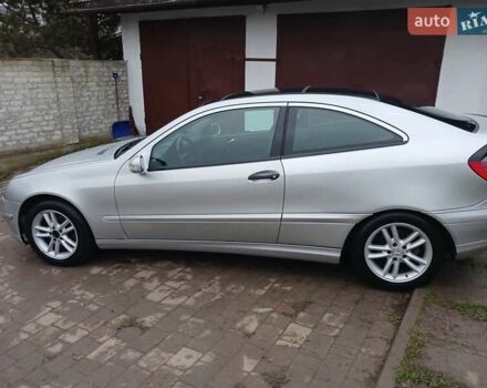 Серый Мерседес Ц-Класс, объемом двигателя 2 л и пробегом 209 тыс. км за 3999 $, фото 7 на Automoto.ua