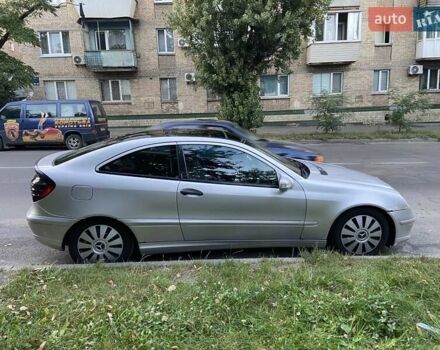 Сірий Мерседес Ц-Клас, об'ємом двигуна 2 л та пробігом 296 тис. км за 5500 $, фото 5 на Automoto.ua