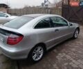 Серый Мерседес Ц-Класс, объемом двигателя 2 л и пробегом 209 тыс. км за 3999 $, фото 4 на Automoto.ua