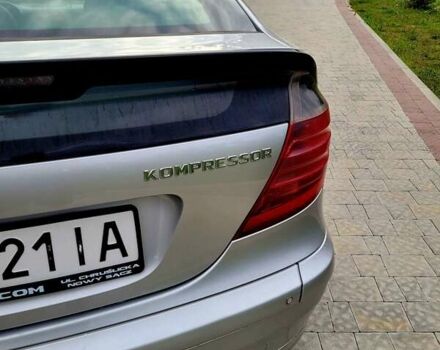Мерседес Ц-Клас 2001 у Львові на Automoto.ua Сірий Мерседес Ц-Клас, об'ємом двигуна 2 л та пробігом 208 тис. км за 5499 $, фото 11 на Automoto.ua