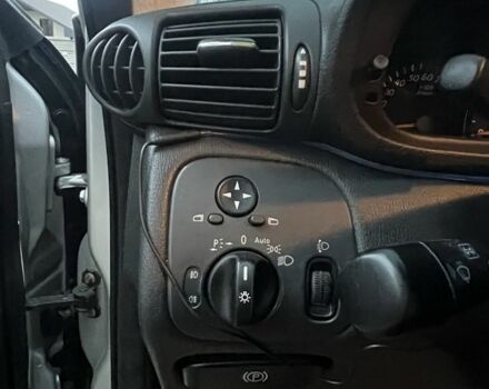 Сірий Мерседес Ц-Клас, об'ємом двигуна 2.3 л та пробігом 334 тис. км за 5000 $, фото 15 на Automoto.ua