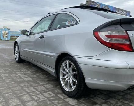 Сірий Мерседес Ц-Клас, об'ємом двигуна 2.2 л та пробігом 340 тис. км за 5300 $, фото 12 на Automoto.ua