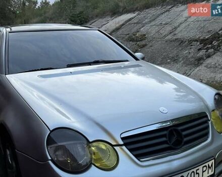 Серый Мерседес Ц-Класс, объемом двигателя 2.3 л и пробегом 334 тыс. км за 5000 $, фото 6 на Automoto.ua