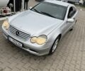 Сірий Мерседес Ц-Клас, об'ємом двигуна 2 л та пробігом 248 тис. км за 3500 $, фото 1 на Automoto.ua