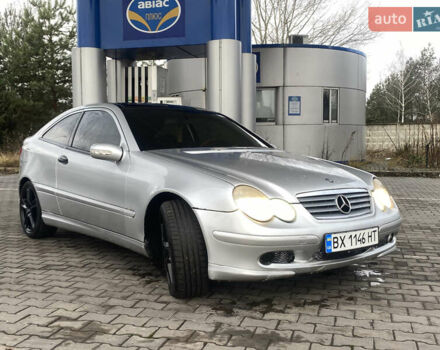 Серый Мерседес Ц-Класс, объемом двигателя 2 л и пробегом 420 тыс. км за 2999 $, фото 2 на Automoto.ua