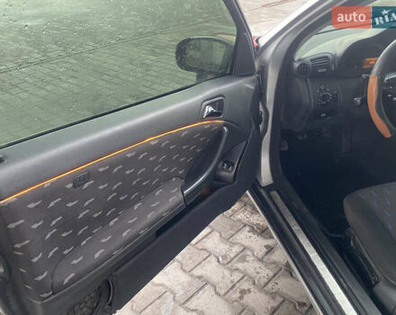 Серый Мерседес Ц-Класс, объемом двигателя 2 л и пробегом 420 тыс. км за 2999 $, фото 12 на Automoto.ua