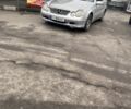 Сірий Мерседес Ц-Клас, об'ємом двигуна 2 л та пробігом 295 тис. км за 3600 $, фото 3 на Automoto.ua