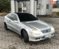 Серый Мерседес Ц-Класс, объемом двигателя 2 л и пробегом 420 тыс. км за 2999 $, фото 1 на Automoto.ua