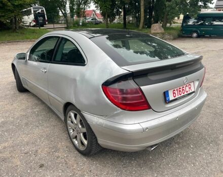 Сірий Мерседес Ц-Клас, об'ємом двигуна 2 л та пробігом 260 тис. км за 1984 $, фото 3 на Automoto.ua