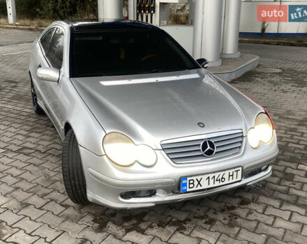 Серый Мерседес Ц-Класс, объемом двигателя 2 л и пробегом 420 тыс. км за 2999 $, фото 3 на Automoto.ua