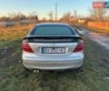 Серый Мерседес Ц-Класс, объемом двигателя 2.1 л и пробегом 342 тыс. км за 4000 $, фото 4 на Automoto.ua