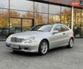 Сірий Мерседес Ц-Клас, об'ємом двигуна 1.8 л та пробігом 202 тис. км за 5300 $, фото 1 на Automoto.ua