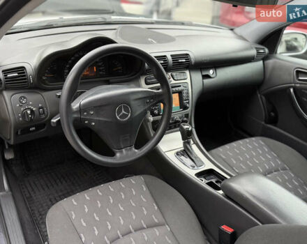 Серый Мерседес Ц-Класс, объемом двигателя 2.15 л и пробегом 211 тыс. км за 5500 $, фото 42 на Automoto.ua