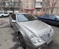 Сірий Мерседес Ц-Клас, об'ємом двигуна 2.2 л та пробігом 487 тис. км за 6000 $, фото 1 на Automoto.ua