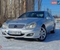 Сірий Мерседес Ц-Клас, об'ємом двигуна 1.8 л та пробігом 382 тис. км за 4500 $, фото 1 на Automoto.ua