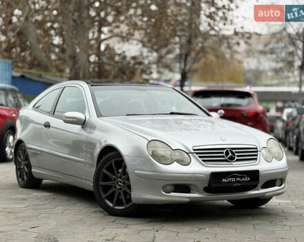 Серый Мерседес Ц-Класс, объемом двигателя 2.15 л и пробегом 211 тыс. км за 5500 $, фото 15 на Automoto.ua