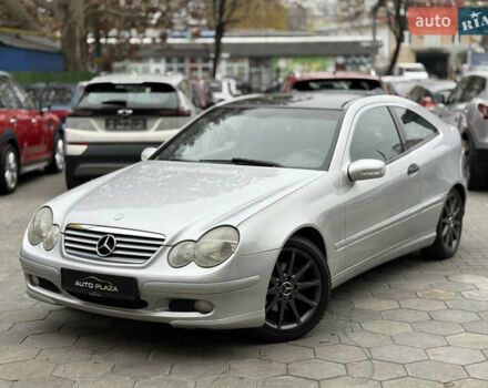 Серый Мерседес Ц-Класс, объемом двигателя 2.15 л и пробегом 211 тыс. км за 5500 $, фото 7 на Automoto.ua