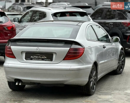 Серый Мерседес Ц-Класс, объемом двигателя 2.15 л и пробегом 211 тыс. км за 5500 $, фото 26 на Automoto.ua