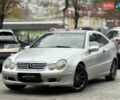 Серый Мерседес Ц-Класс, объемом двигателя 2.15 л и пробегом 211 тыс. км за 5500 $, фото 1 на Automoto.ua