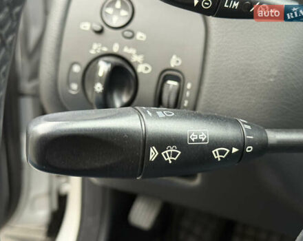 Серый Мерседес Ц-Класс, объемом двигателя 2.15 л и пробегом 211 тыс. км за 5500 $, фото 57 на Automoto.ua