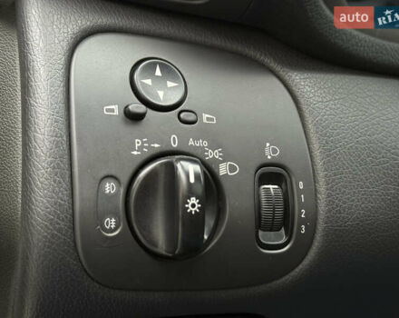 Серый Мерседес Ц-Класс, объемом двигателя 2.15 л и пробегом 211 тыс. км за 5500 $, фото 58 на Automoto.ua