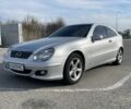 Серый Мерседес Ц-Класс, объемом двигателя 1.8 л и пробегом 250 тыс. км за 5000 $, фото 2 на Automoto.ua
