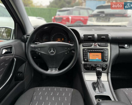 Серый Мерседес Ц-Класс, объемом двигателя 2.15 л и пробегом 211 тыс. км за 5500 $, фото 46 на Automoto.ua