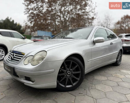 Серый Мерседес Ц-Класс, объемом двигателя 2.15 л и пробегом 211 тыс. км за 5500 $, фото 6 на Automoto.ua