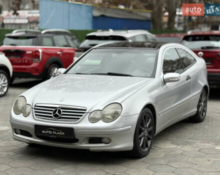 Серый Мерседес Ц-Класс, объемом двигателя 2.15 л и пробегом 211 тыс. км за 5500 $, фото 4 на Automoto.ua