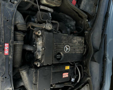 Серый Мерседес Ц-Класс, объемом двигателя 1.8 л и пробегом 195 тыс. км за 6000 $, фото 16 на Automoto.ua