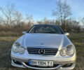 Серый Мерседес Ц-Класс, объемом двигателя 1.8 л и пробегом 195 тыс. км за 6000 $, фото 1 на Automoto.ua