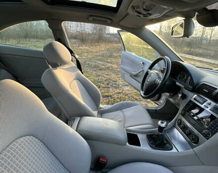 Серый Мерседес Ц-Класс, объемом двигателя 1.8 л и пробегом 195 тыс. км за 6000 $, фото 14 на Automoto.ua