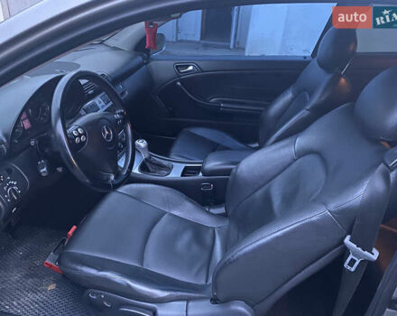 Сірий Мерседес Ц-Клас, об'ємом двигуна 2.2 л та пробігом 257 тис. км за 5999 $, фото 8 на Automoto.ua
