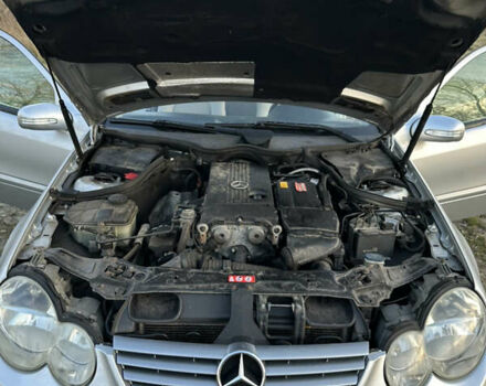 Серый Мерседес Ц-Класс, объемом двигателя 1.8 л и пробегом 195 тыс. км за 6000 $, фото 15 на Automoto.ua