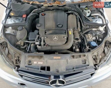 Сірий Мерседес Ц-Клас, об'ємом двигуна 1.8 л та пробігом 145 тис. км за 1000 $, фото 10 на Automoto.ua