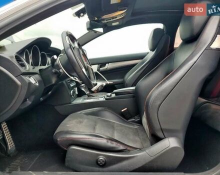 Сірий Мерседес Ц-Клас, об'ємом двигуна 1.8 л та пробігом 145 тис. км за 1000 $, фото 6 на Automoto.ua