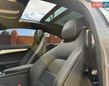 Сірий Мерседес Ц-Клас, об'ємом двигуна 2.14 л та пробігом 132 тис. км за 18000 $, фото 30 на Automoto.ua
