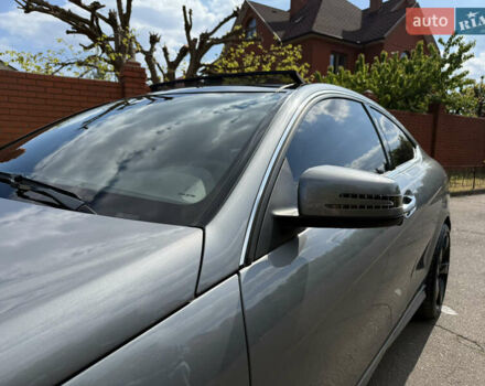 Сірий Мерседес Ц-Клас, об'ємом двигуна 2.14 л та пробігом 132 тис. км за 18000 $, фото 18 на Automoto.ua