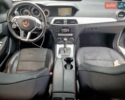 Сірий Мерседес Ц-Клас, об'ємом двигуна 1.8 л та пробігом 145 тис. км за 1000 $, фото 7 на Automoto.ua