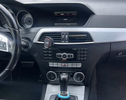 Серый Мерседес Ц-Класс, объемом двигателя 1.6 л и пробегом 231 тыс. км за 12800 $, фото 15 на Automoto.ua