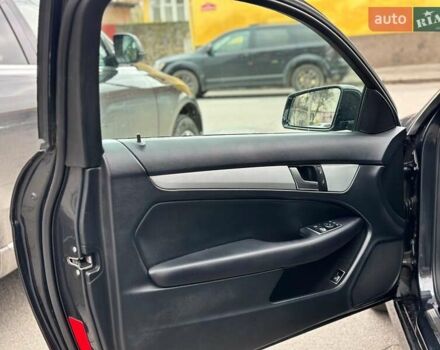 Сірий Мерседес Ц-Клас, об'ємом двигуна 1.6 л та пробігом 231 тис. км за 12990 $, фото 21 на Automoto.ua