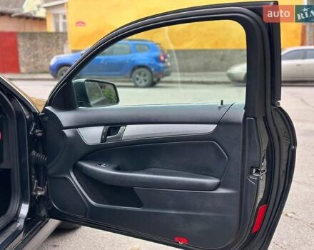 Сірий Мерседес Ц-Клас, об'ємом двигуна 1.6 л та пробігом 231 тис. км за 12990 $, фото 14 на Automoto.ua